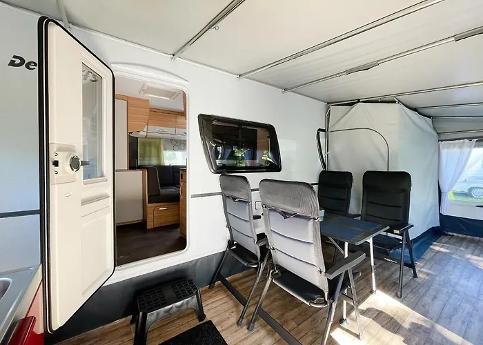 Mietwohnwagen 03 营地