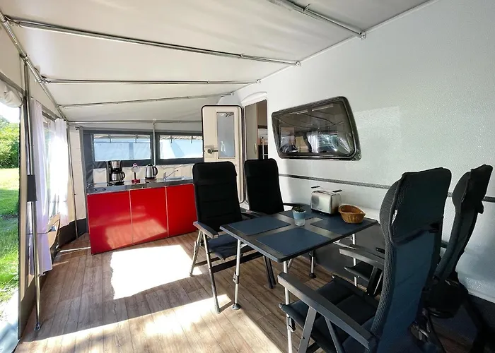 Mietwohnwagen 03 营地 塞巴特黑灵斯多夫