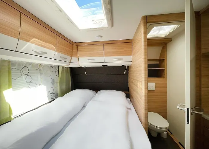 Mietwohnwagen 03 营地